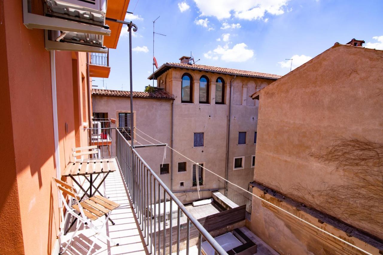 Appartamento Relais Emilei Verona Esterno foto